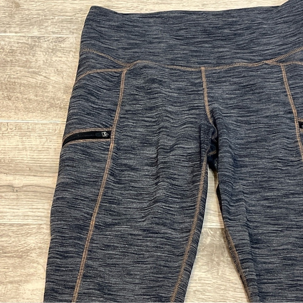 Athleta Cozy Drifter Side Zip Pockets Ankle Leggings Size Small 258064 Gray‎ - Picture 2 of 10